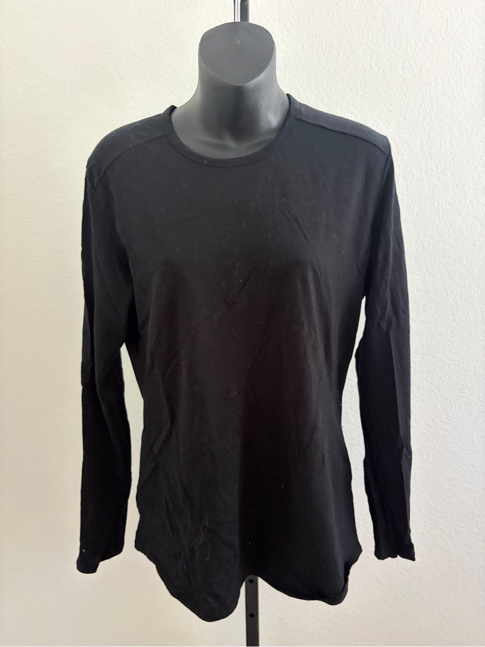 Segments 100% Merino Wool Long Sleeve Crewneck Shirt, size L